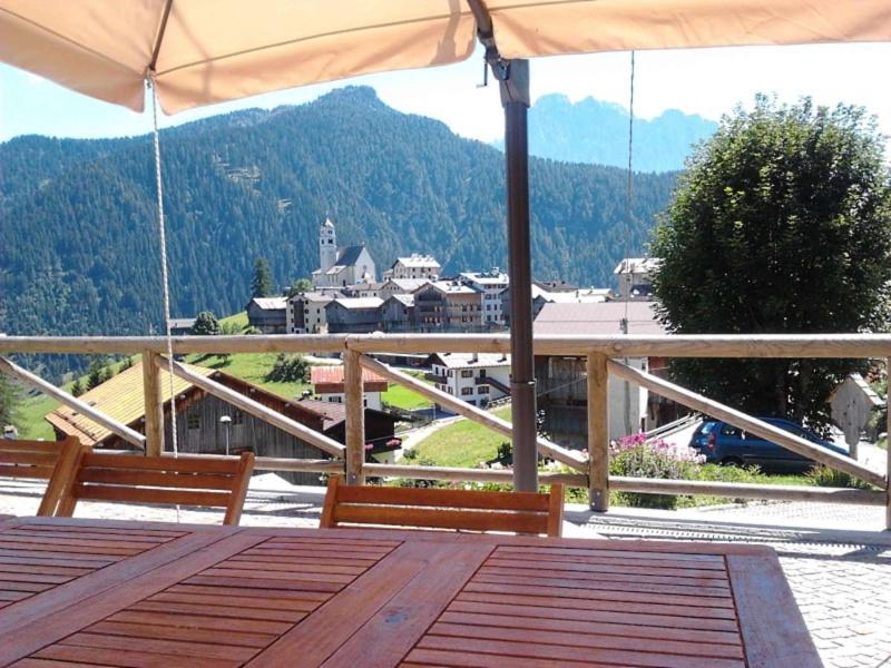 Cesa Da Riz Lägenhet Colle Santa Lucia Exteriör bild